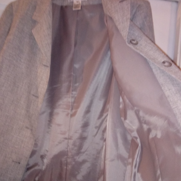 Pursuits. Ltd professional suit - Picture 4 of 8